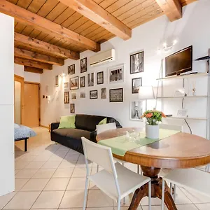 Romagnabnb Studio Mazzini , Forlì Italia